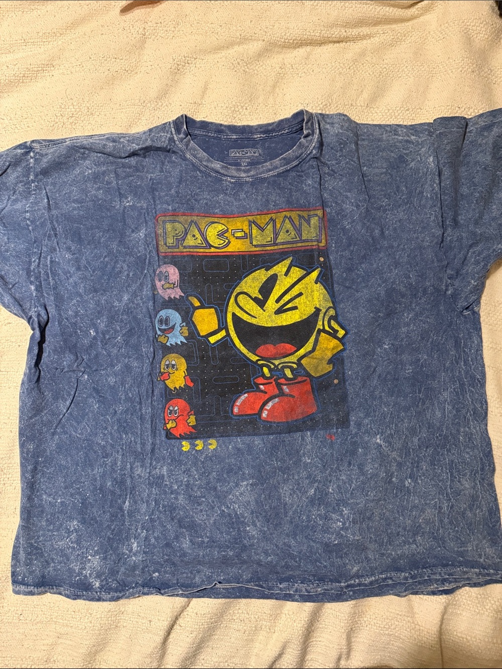 Men's Short-Sleeve Pac-Man Graphic Tee in Washed Blue
